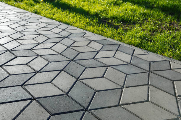 Best Driveway Resurfacing Pavers  in Roseburg, OR